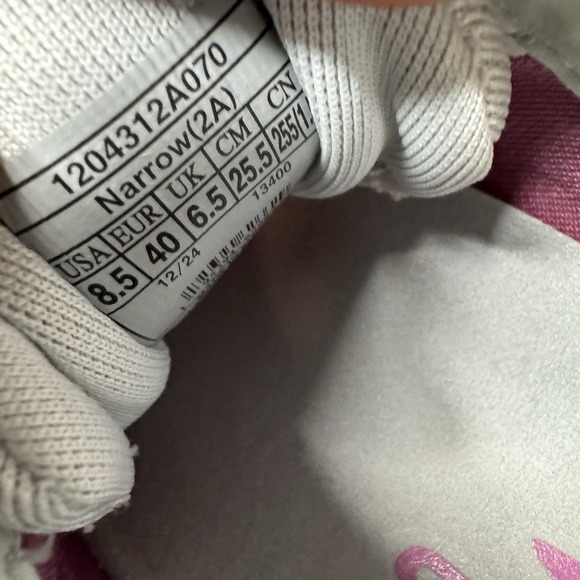 Brooks Ghost 17 Narrow (2A) w Box - Picture 9 of 9